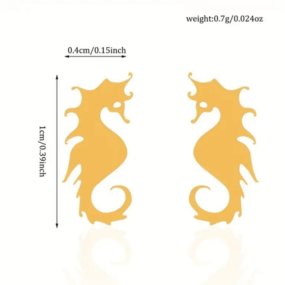 SEAHORSE goldtone stud earrings NWT - Picture 3 of 3